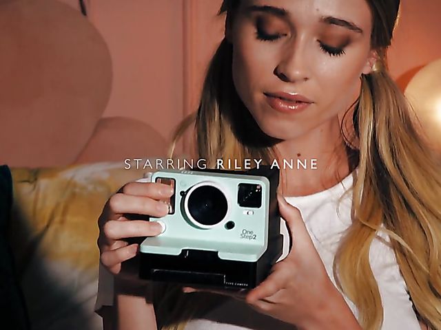 Riley Anne's erotic solo photoshoot for Met Art