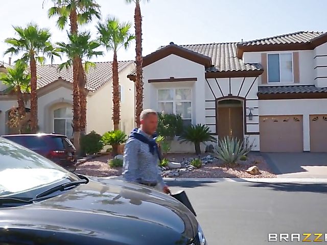 Interracial MILF Alexis Fawx having kitchen sex with her black lover 