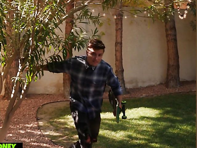 Amazing MILF with mega tits Dee Williams seduces a boy