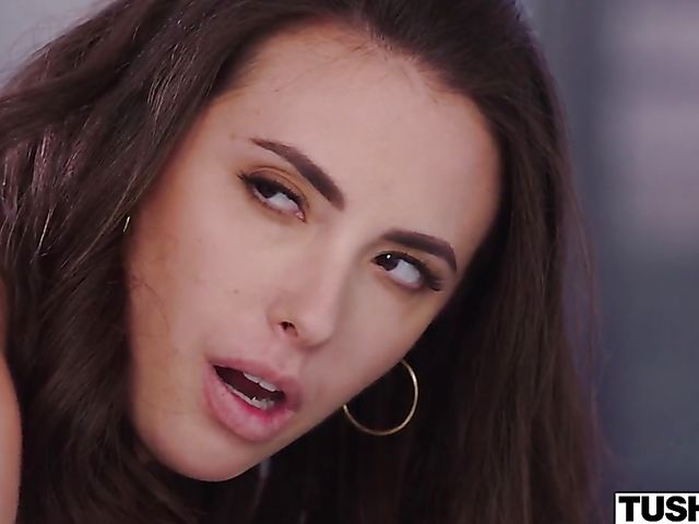 Tushy anal FFM with two eager babes Ashley Lane and Casey Calvert