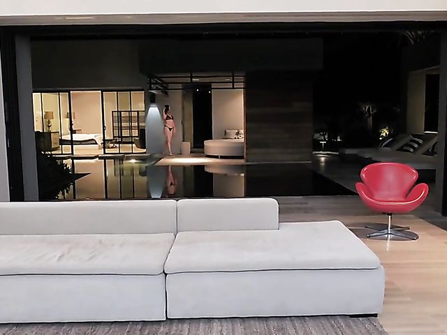 Sovereign Syre - MILF blowjob  from your perspective