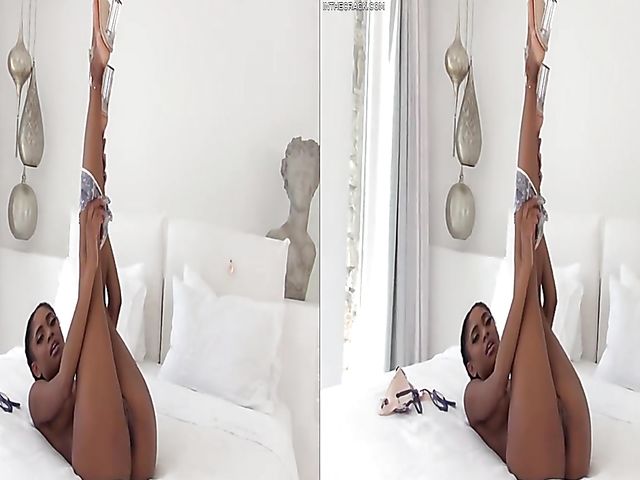 VR 3D Ebony pussy by Luna Corazon spread for you