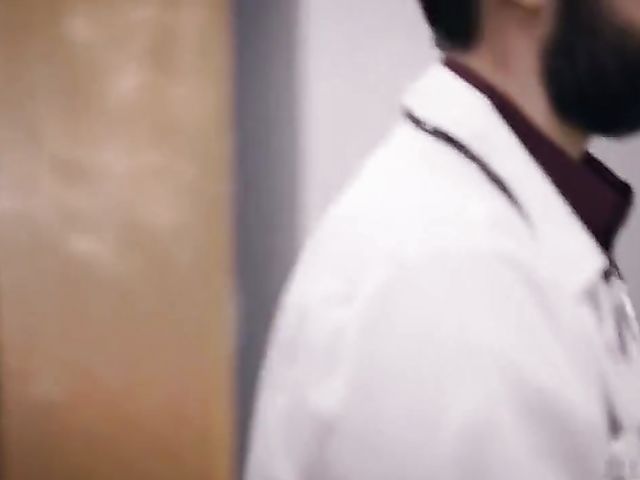 Kenzie Taylor - Blonde cuckold fun with the doctor in front of her husband