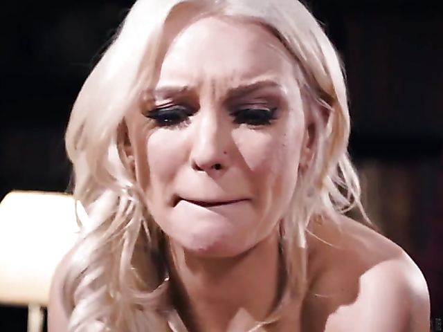 Kenzie Taylor - Blonde cuckold fun with the doctor in front of her husband