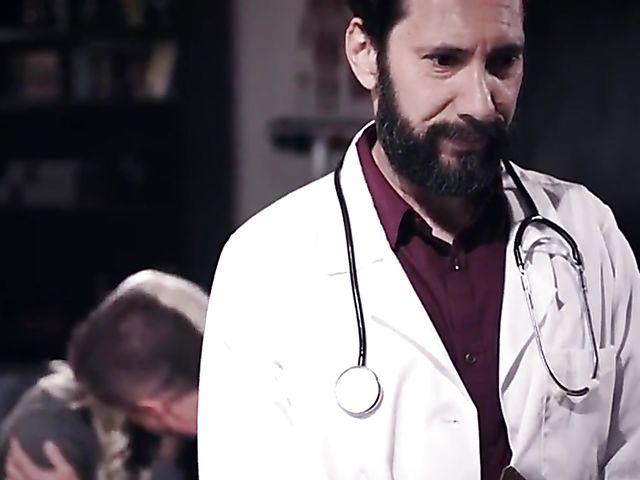 Kenzie Taylor - Blonde cuckold fun with the doctor in front of her husband