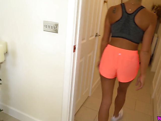 Shower solo with sexy tanned babe Natalia Forrest