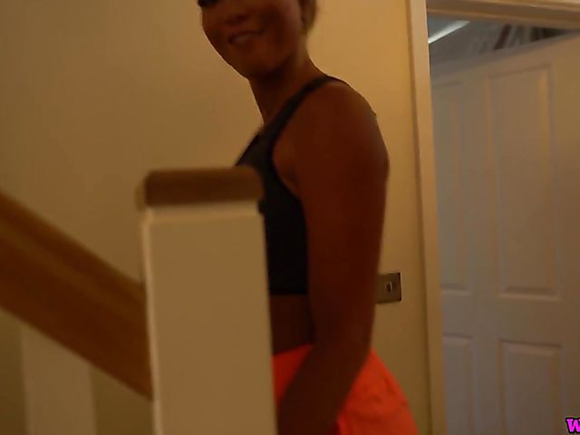 Shower solo with sexy tanned babe Natalia Forrest