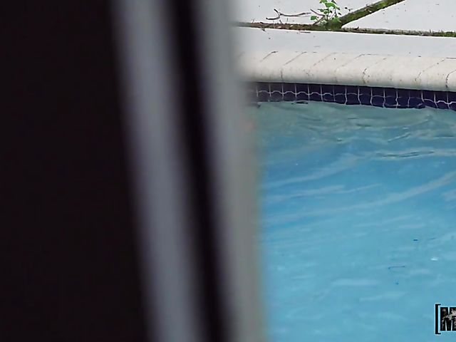 Big natural tits teen bikini blonde Skylar Vox is fuckable