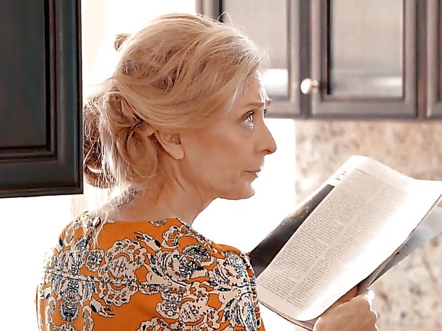 Secret fuck with long-haired redhead Lauren Phillip behind his grandma's back