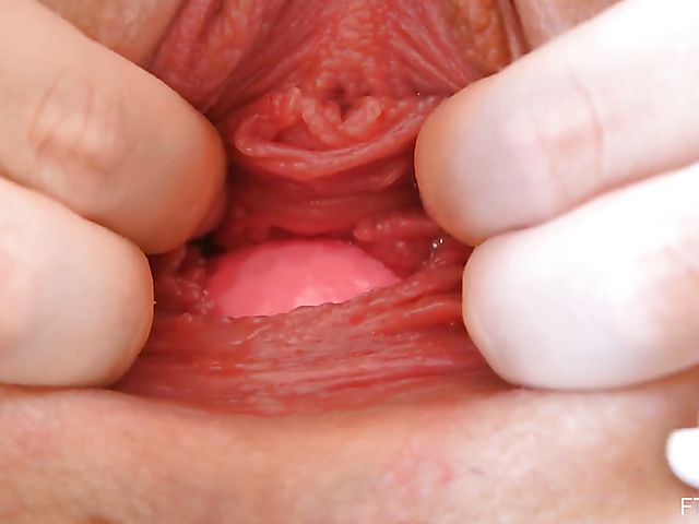 Pussy insertion and fisting with babelicious teen Audrey Hempburn