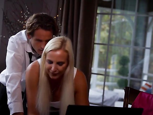 Sophia West & Tyle Nixon - Mom and boy go anal