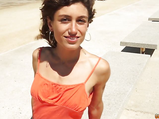 Hot sex with skinny Spanish girl Julia Roca