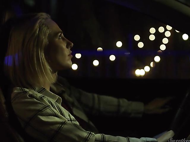 Lesbian doctor Serene Siren seduces sexy prisoner Verronica Kirei