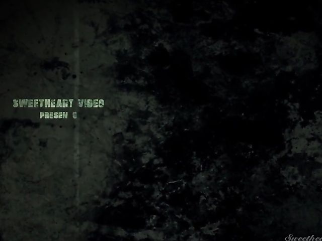 Lesbian doctor Serene Siren seduces sexy prisoner Verronica Kirei