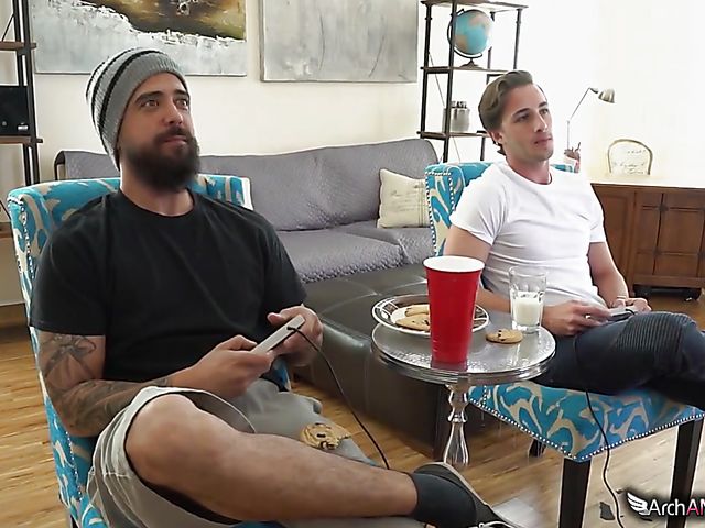 Brunette MILF with amazing tits Kendra Lust gets what she wants