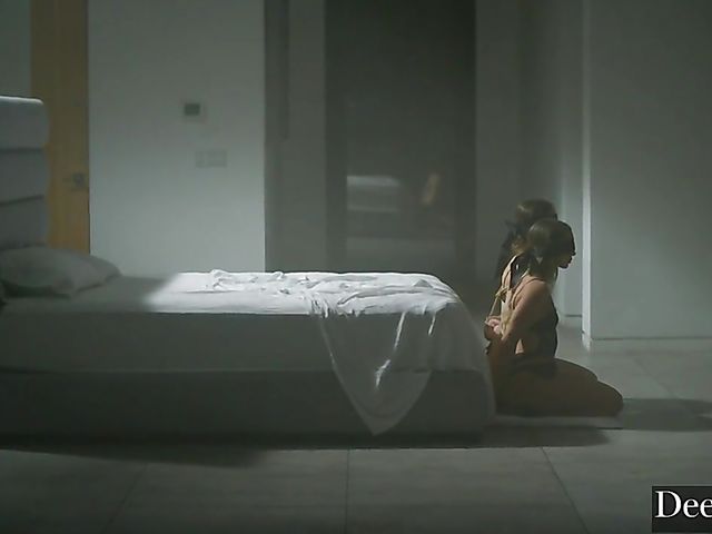 Kinky squirt threesome with submissive Naomi Swann and Izzy Lush