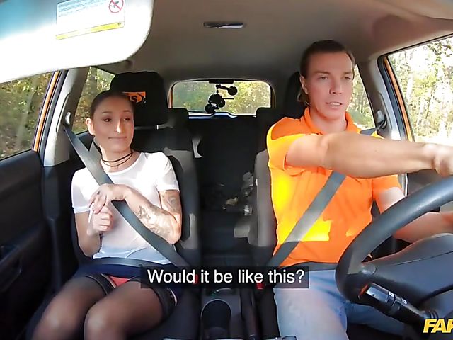 Car fuck in black stockings for Sanny Luke's driving license 