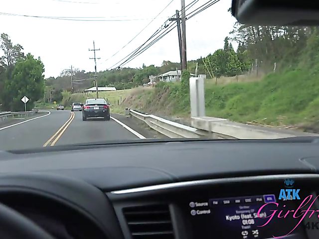 Tattooed redhead POV anal with tiny girlfriend Lola Fae