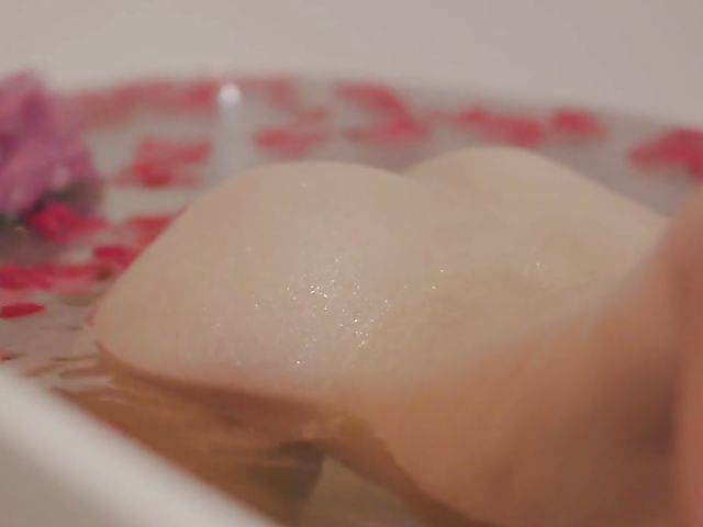 Interracial teen bath fuck with hot and wet Natalie Knight