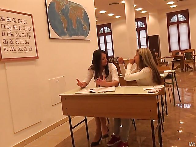 Carolina Vogue - Schoolgirl POV with doctor Porno Dan