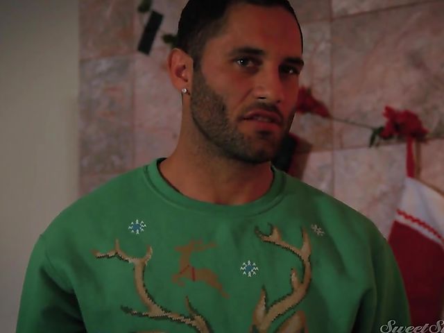 Jessa Rhodes - Blonde tits and pussy for a hot guy on Christmas