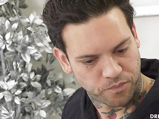 Jennifer White anal in black stockings and stilettos