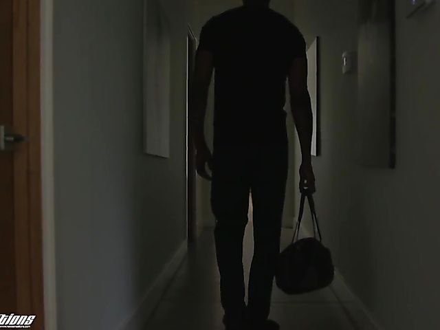 Natalie Brooks - Teen BBC delight right after the shower