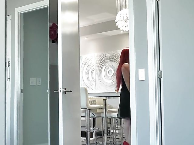 Long-haired redhead mommy with heavy tits Roxee Robinson is horny