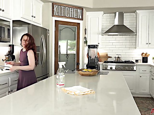 Hairy mom Annabelle Lee shows her bush in the middle of the kitchen