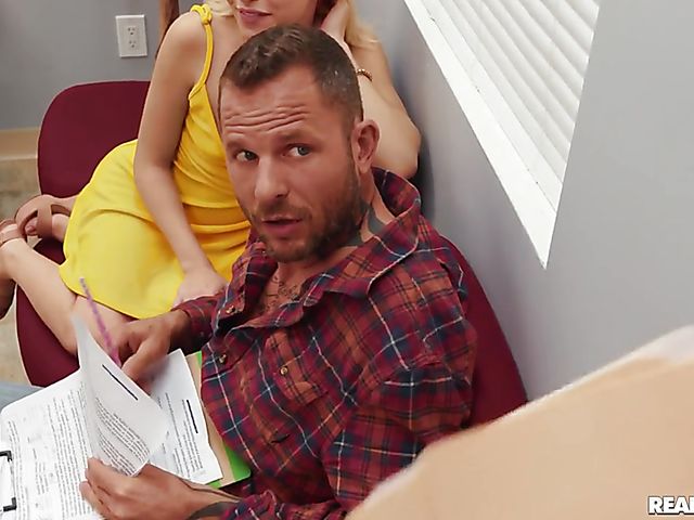 Fully clothed sex in the hospital with skinny Kiara Cole