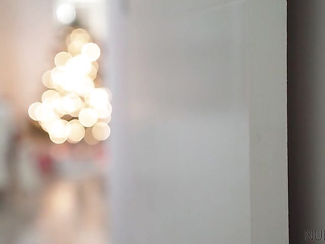 Blonde FFM 3some on Christmas with Chloe Cherry and Lacy Lennon