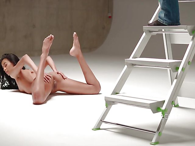 Behind the scenes of nude art photoshoot with skinny Angelique