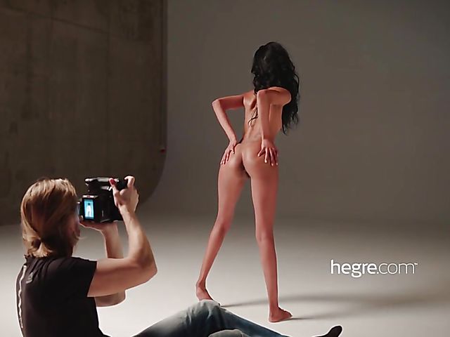 Behind the scenes of nude art photoshoot with skinny Angelique