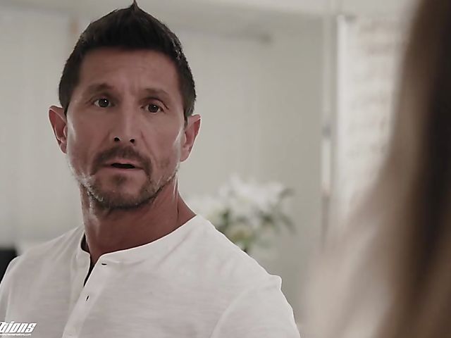 New Sensations hot scene with young Naomi Swann and experienced Tommy Gunn