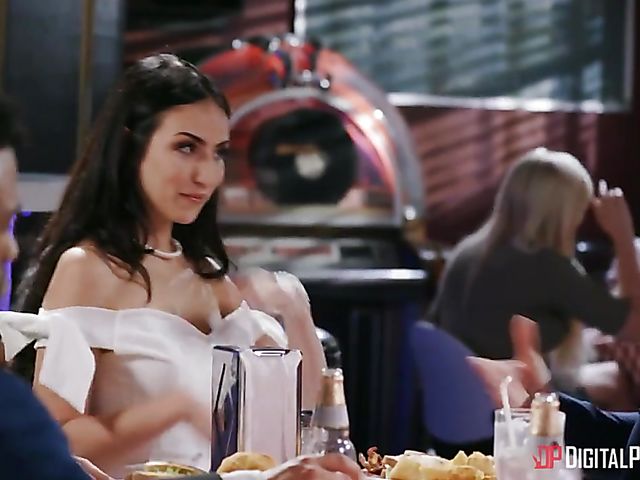 Latina lesbian Gina Valentina just has a crush on Jade Baker