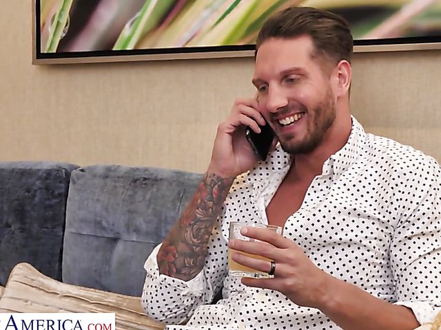 Spending the evening with redhead pornstar Lauren Phillips