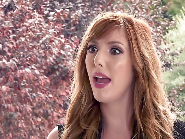 Lingerie fuck with red-haired estate agent Lauren Phillips