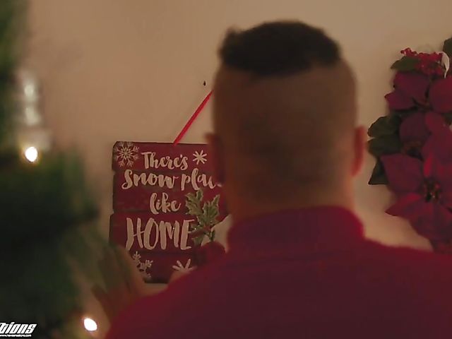 Avery Cristy & Ramon Nomar - Teen socks fuck by the Christmas tree