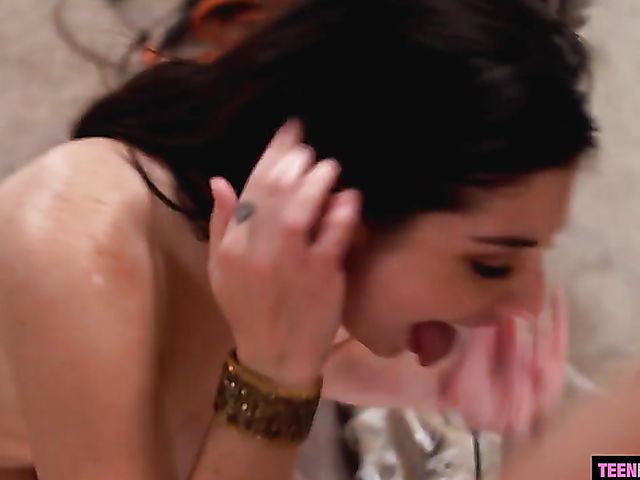 In bed with FFM anal teens Chanel Grey and Keira Croft and close up creampie