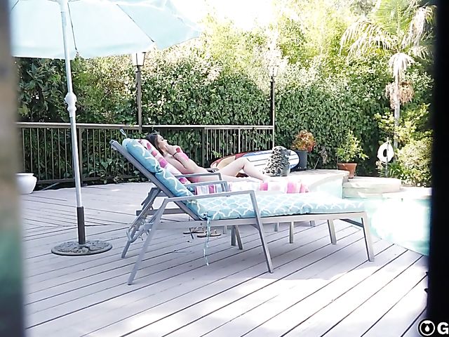 BBC squirt with shaved white girl Athena Faris