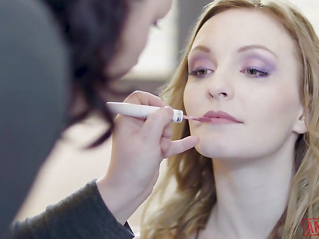 Black stockings DP with slender MILF Belle Claire