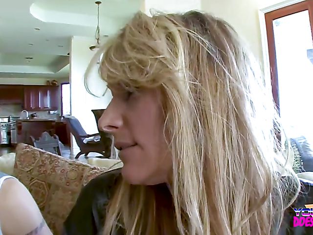 Double anal gangbang with wealthy MILF Debbie Diamond