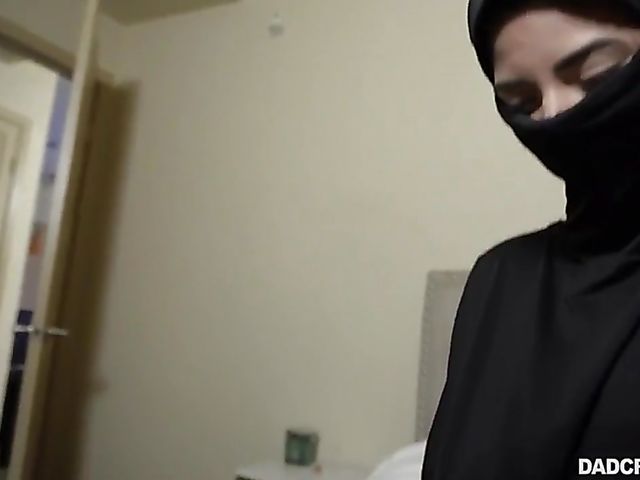 Naughty latina daughter Gabriela Lopez is her stepdad's fucktoy