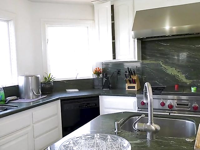 Oiled ebony bombshell with a gorgeous ass Halle Hayes riding Zac Wild