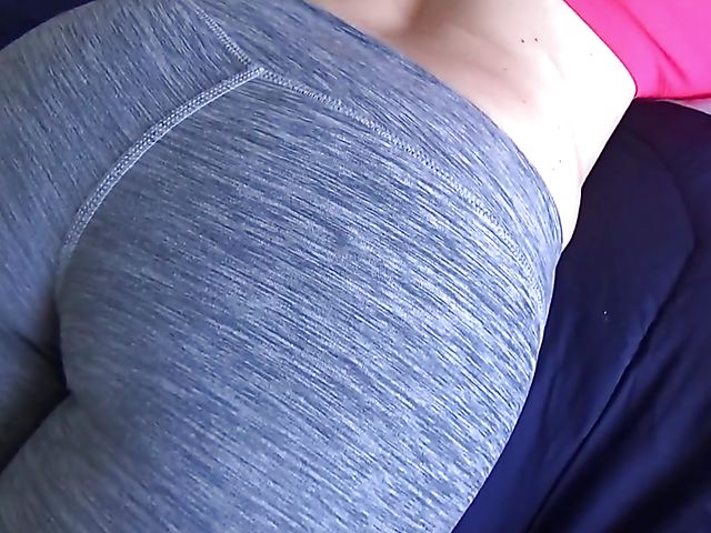 Billi Bardot - Huge tits mom POV with her lucky stepson