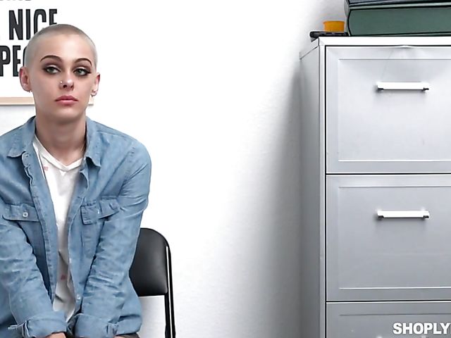 Shaved head shoplifter suspect Paris Amour is ready to take officer's cock