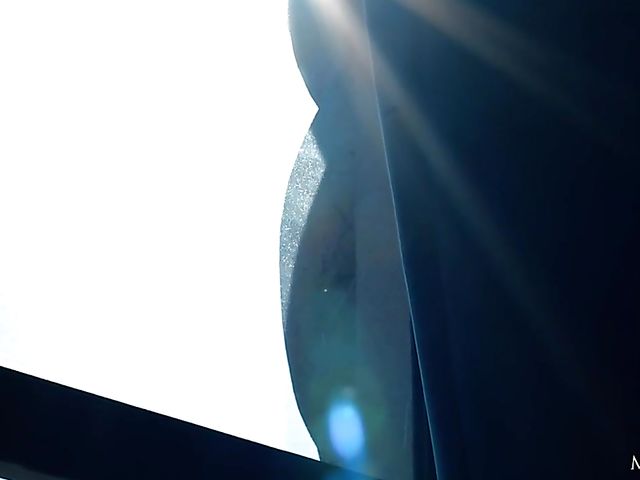 Curvy big natural tits teen Autumn Falls loves reading while masturbating