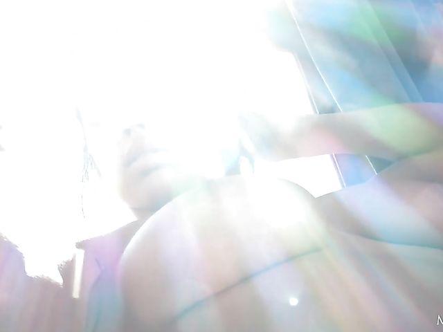 Curvy big natural tits teen Autumn Falls loves reading while masturbating