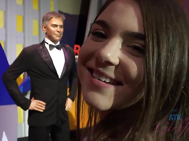 Hairy girlfriend Megan Marx is at your service