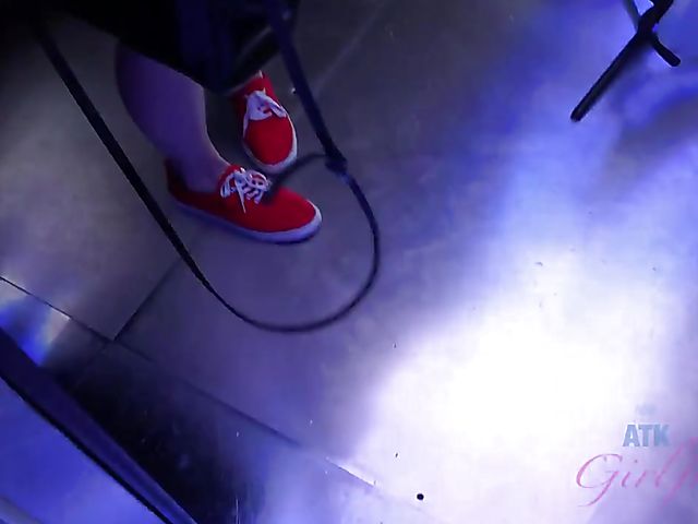 Hairy girlfriend Megan Marx is at your service